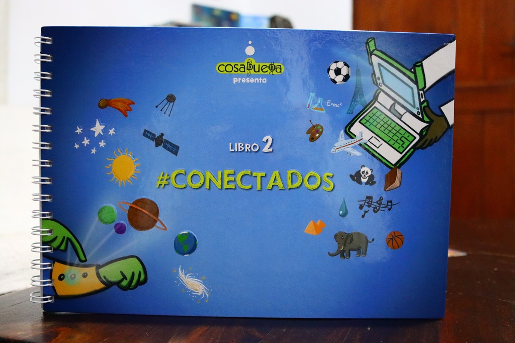 Tapa del libro "Conectados"